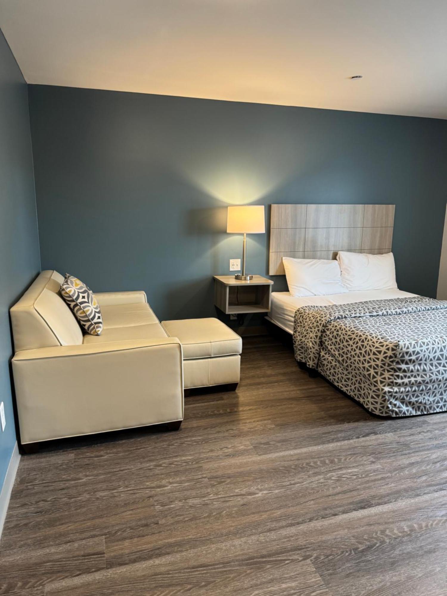 Woodspring Suites Knoxville - Cedar Bluff ภายนอก รูปภาพ